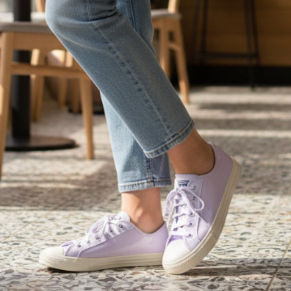 NEW Converse Chuck Taylor All Star Dainty Ox Vapor Purple  8.5